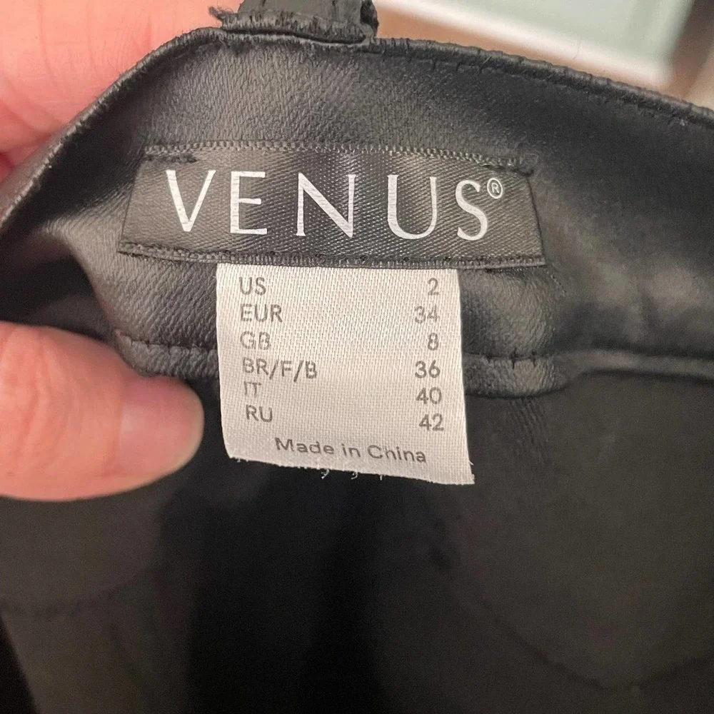 Venus Faux Leather Pants sz 2Flat Front Black